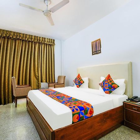 Hotel Exotica Leisure Valley, Gurgaon Exterior photo