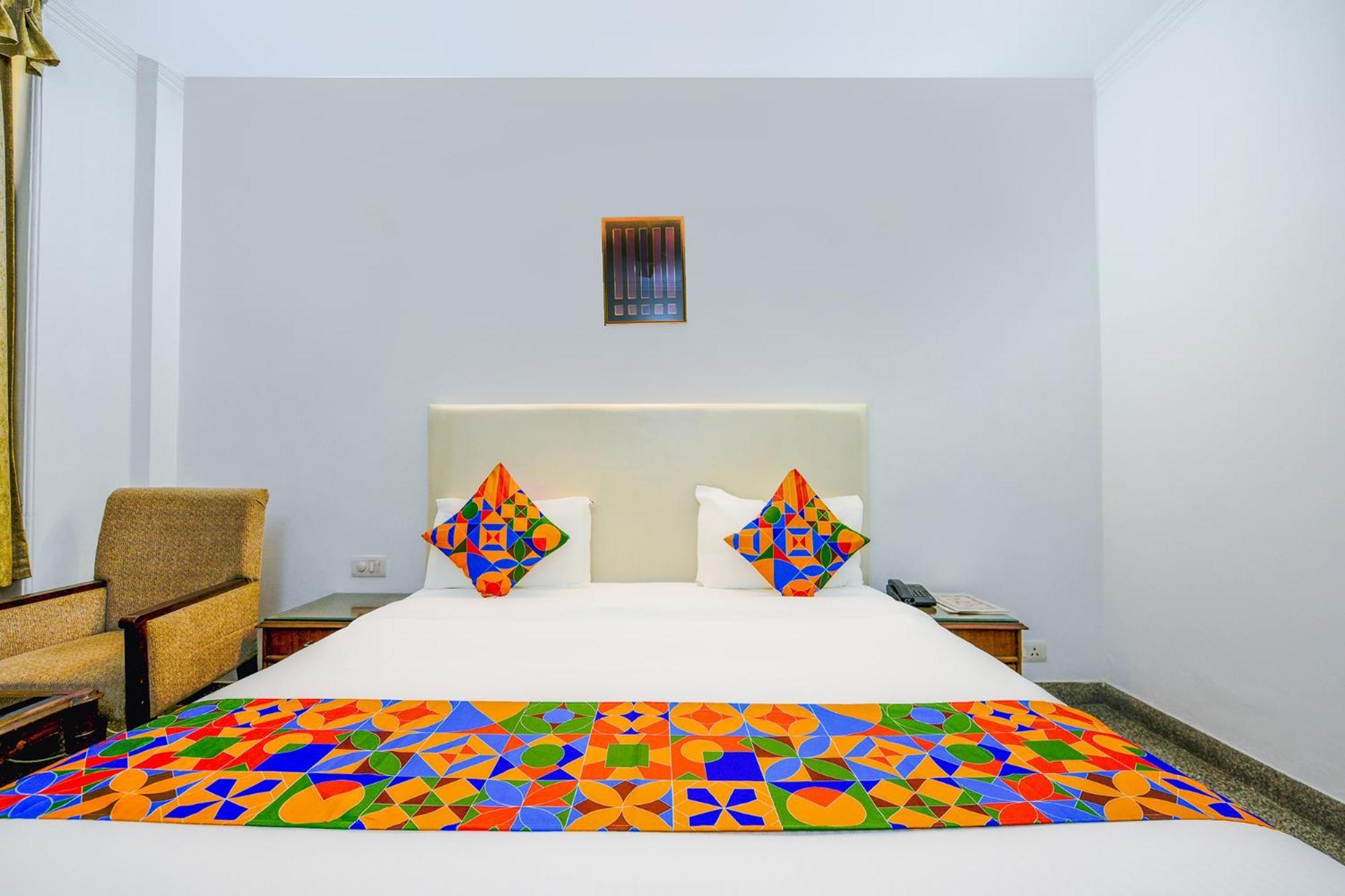 Hotel Exotica Leisure Valley, Gurgaon Exterior photo